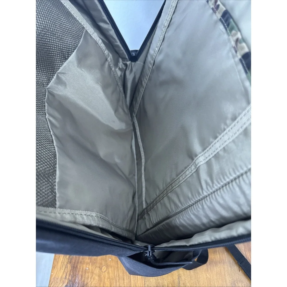NWOT Thule Lithos 20L Laptop Backpack Charcoal Gray Nylon Multi-Pockets Travel
